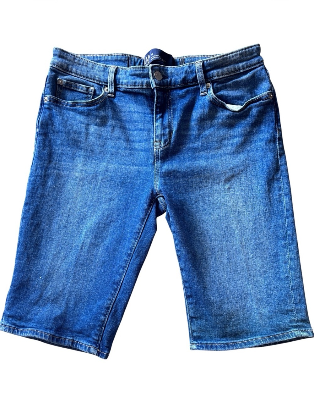 GAP Denim Bermuda Shorts Size 28 Medium Wash Stretch Jean Shorts